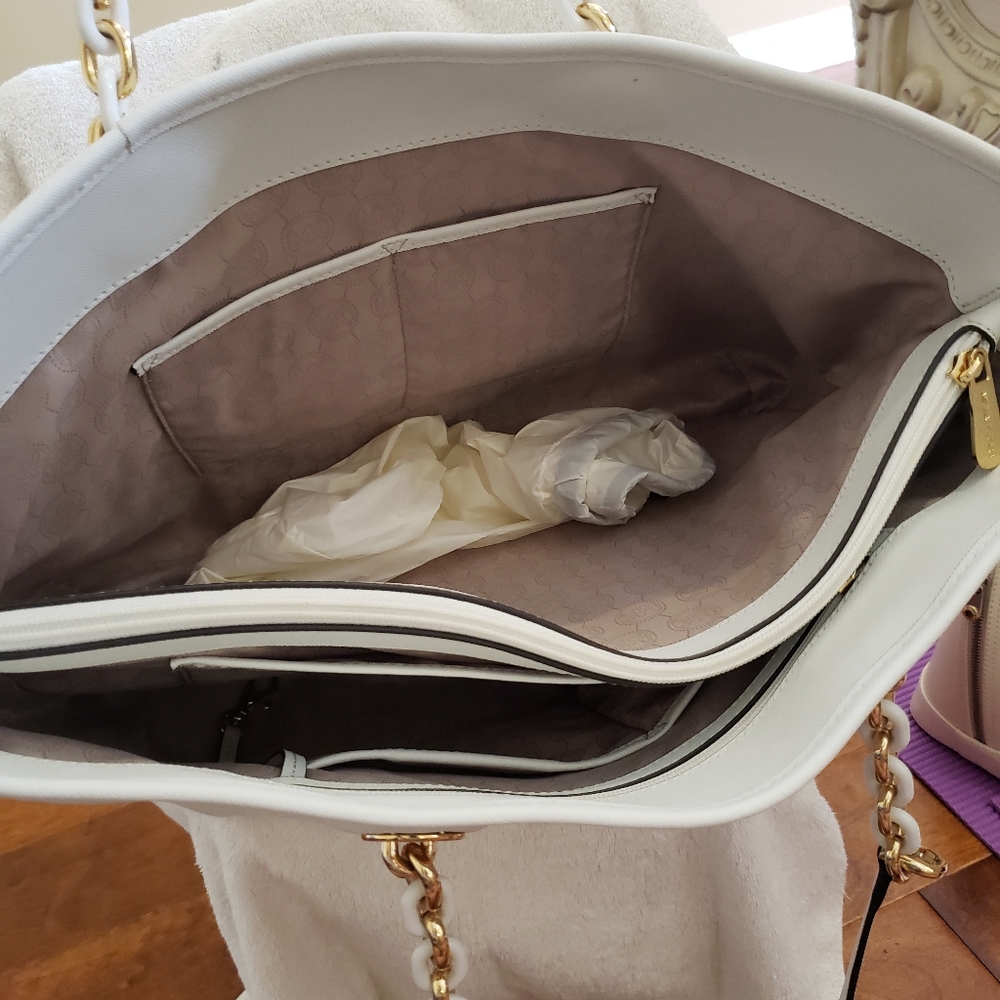 Bags - Picture 8 of 8